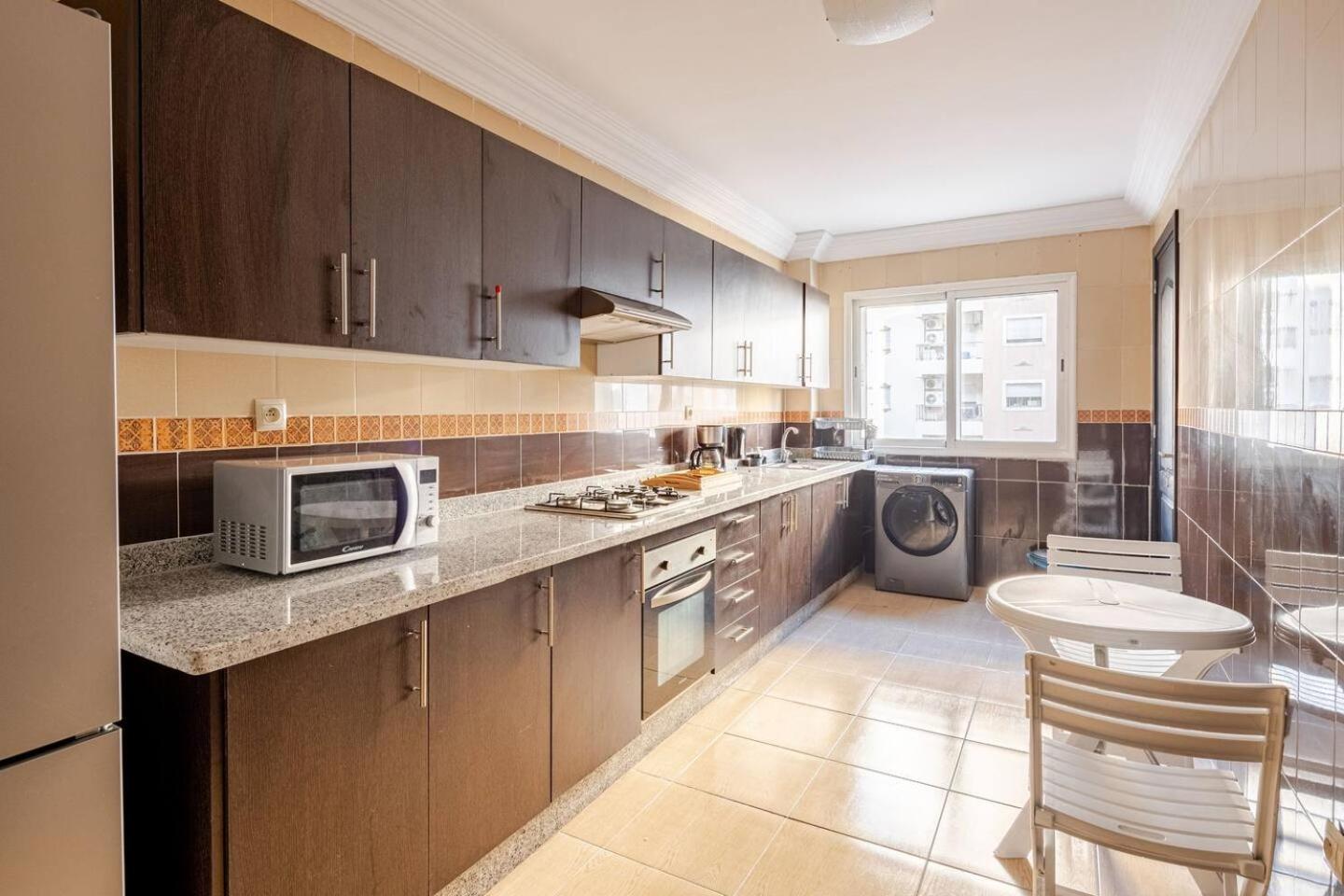 Appartement Acacia 2 Chambres Au Centre Ville Tanger Extérieur photo